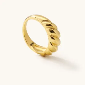 Gold Croissant Ring