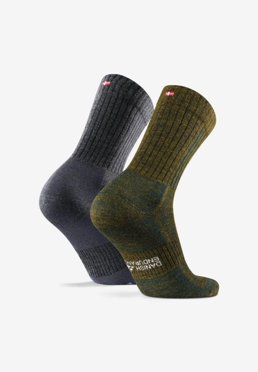 PREMIUM HIKING SOCKS