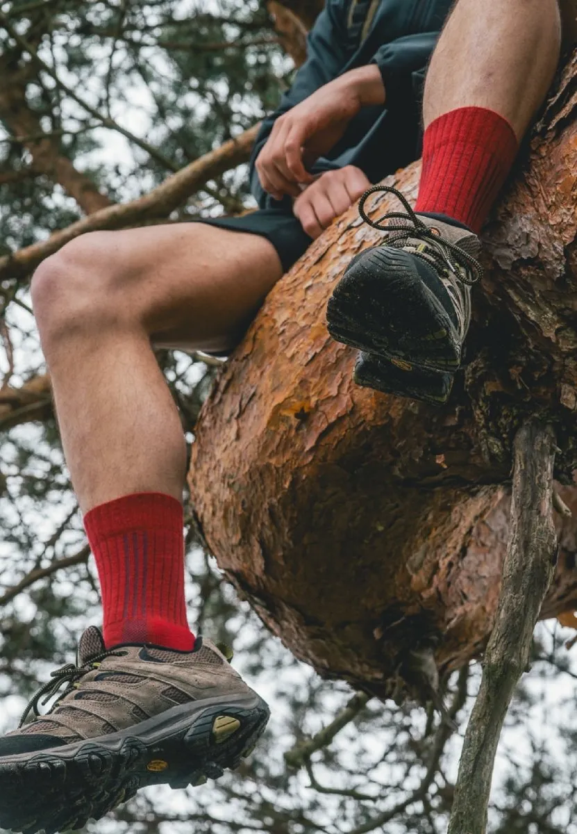 PREMIUM HIKING SOCKS