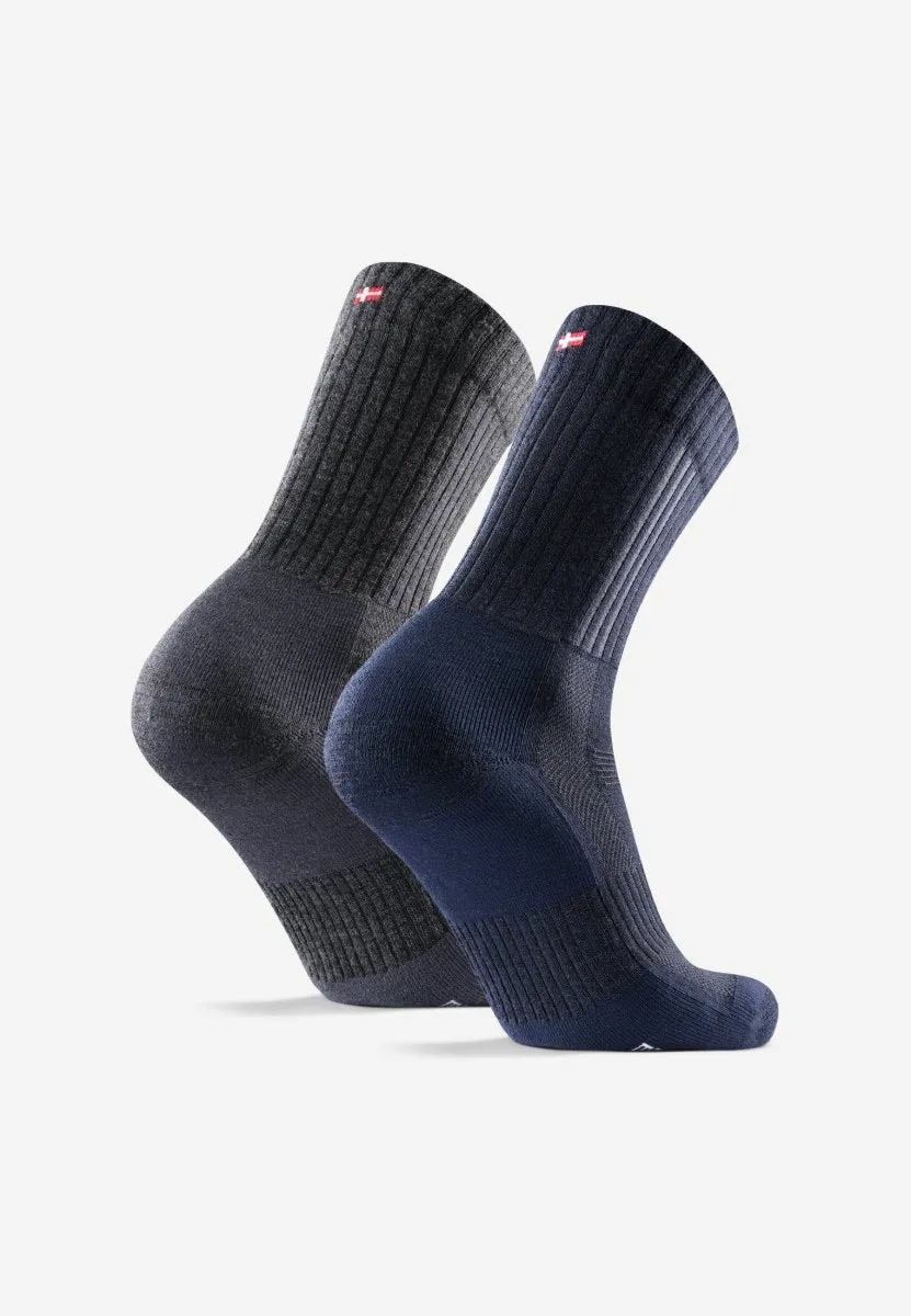 PREMIUM HIKING SOCKS