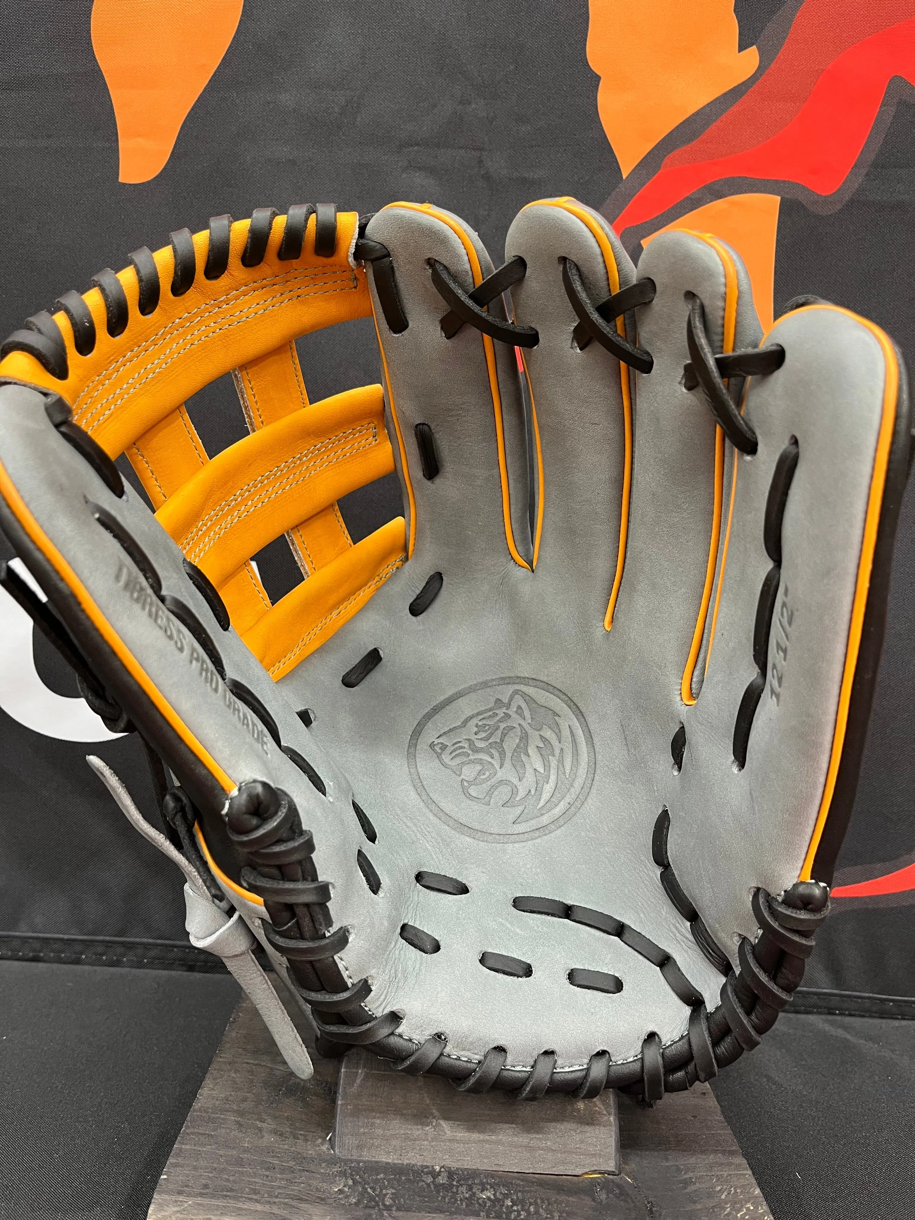 TRADITION SERIES GRAY, ORANGE AND BLACK H-WEB