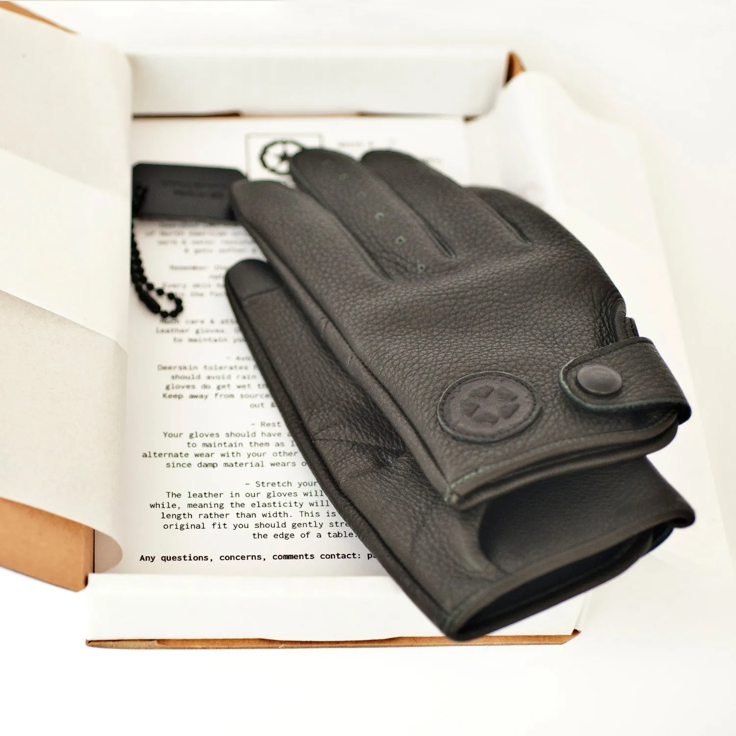 William Gloves, Black