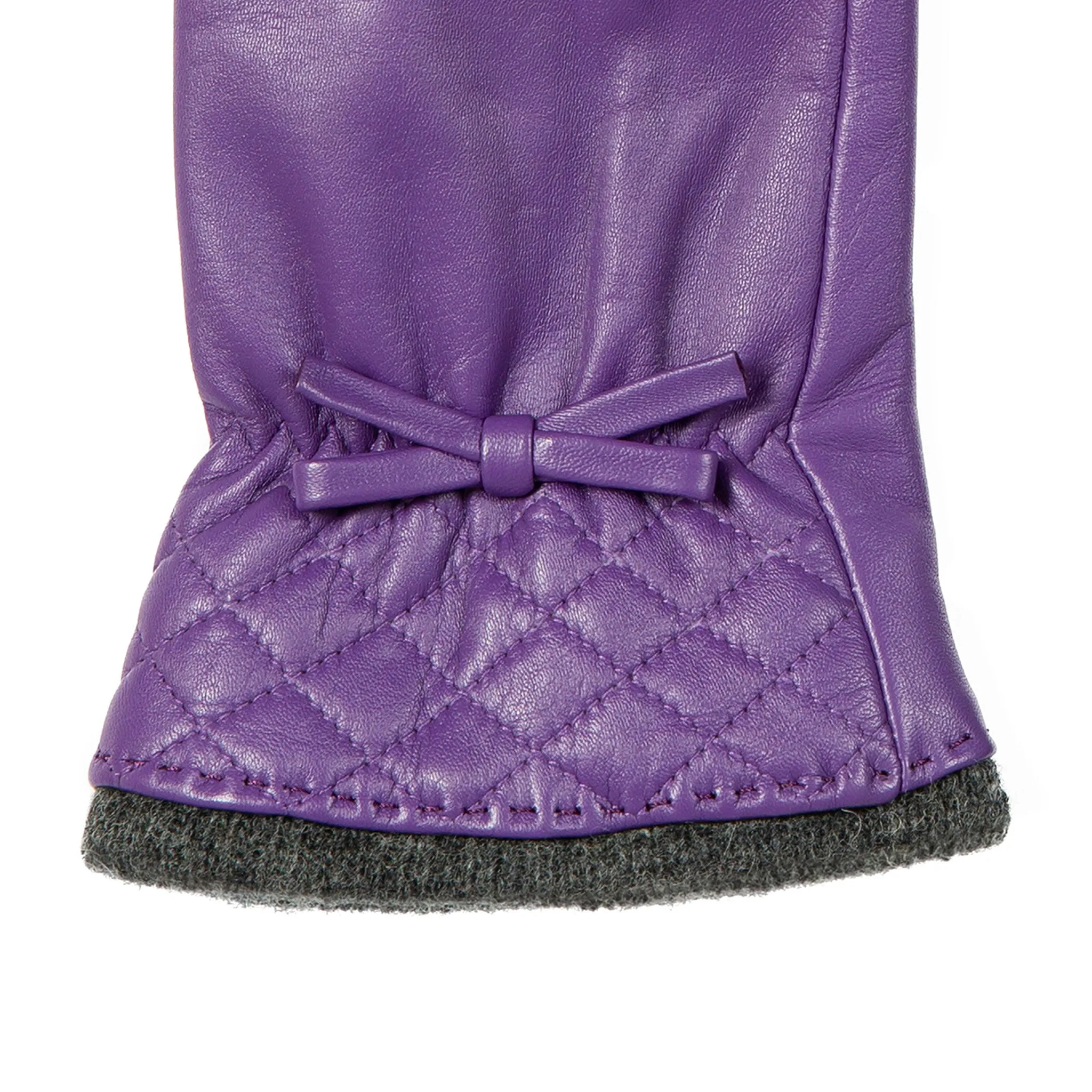 Women’s Wool-Lined Leather Gloves with Quilted Cuffs and Bow